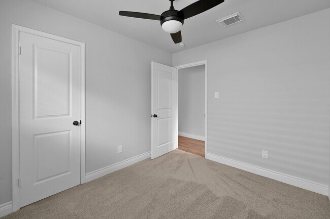 Building Photo - 2806 Triway Ln