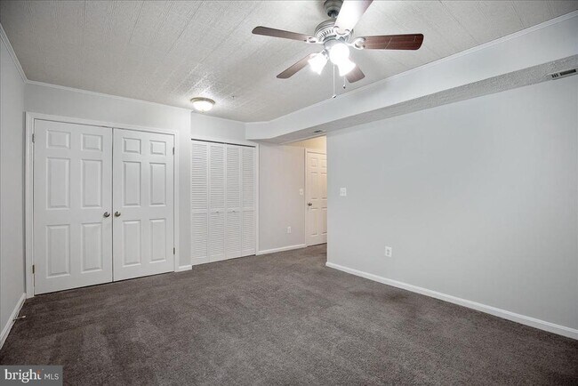 Building Photo - 8000 Delores Ct