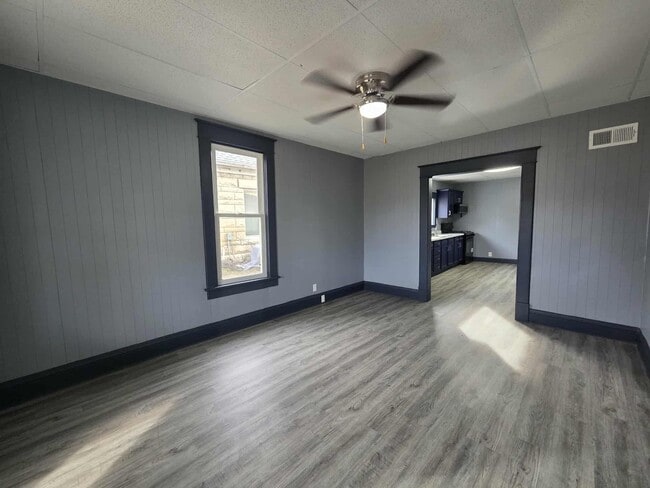 Building Photo - Newly Remodeled Home for Rent!