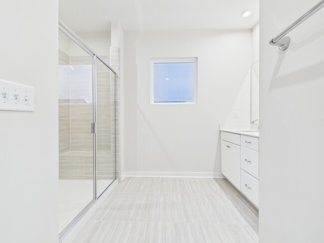 Building Photo - 9529 Munsing Dr