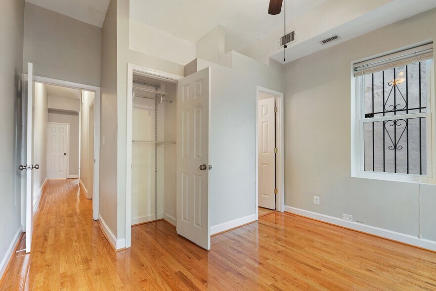 Natural Light- Master BR - 724 5th St NE
