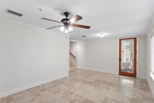 Building Photo - 512 S Glen Ave