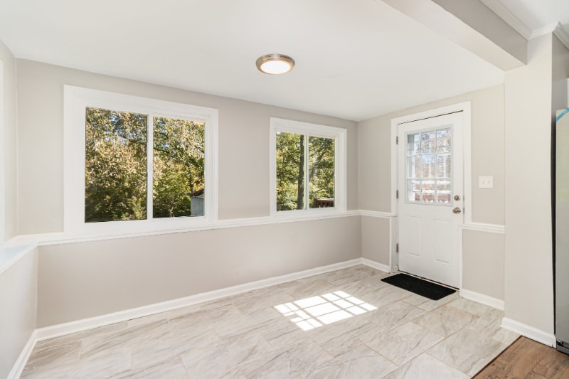 Building Photo - 6416 Walnut Dr