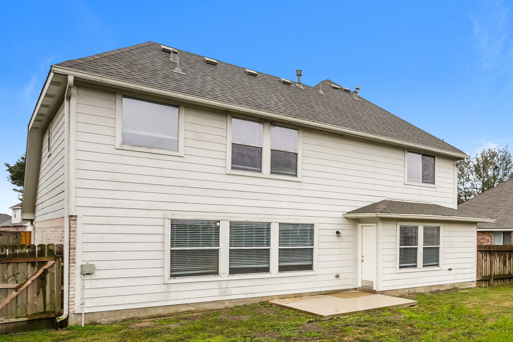 Building Photo - 6207 Winter Oak St