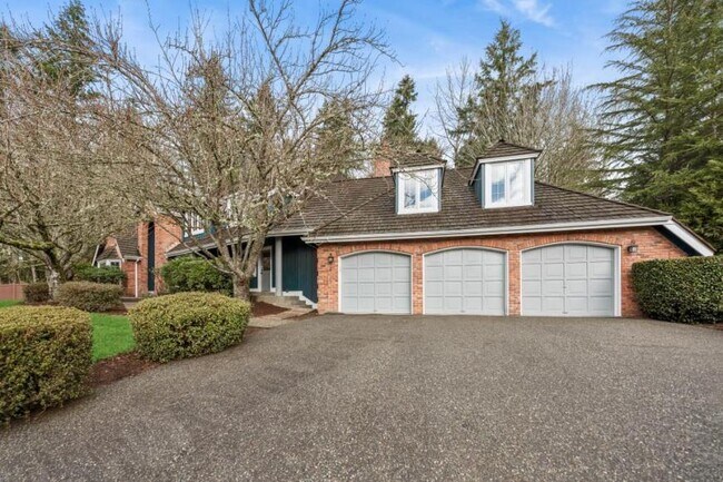 Building Photo - 4 bedroom in Redmond WA 98053