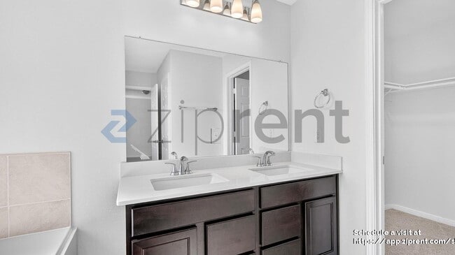 Building Photo - 12338 Seybold Cv Dr