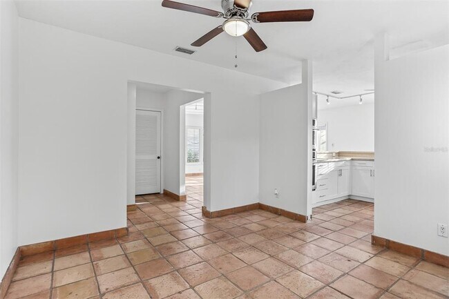 Building Photo - 593 Marmora Ave
