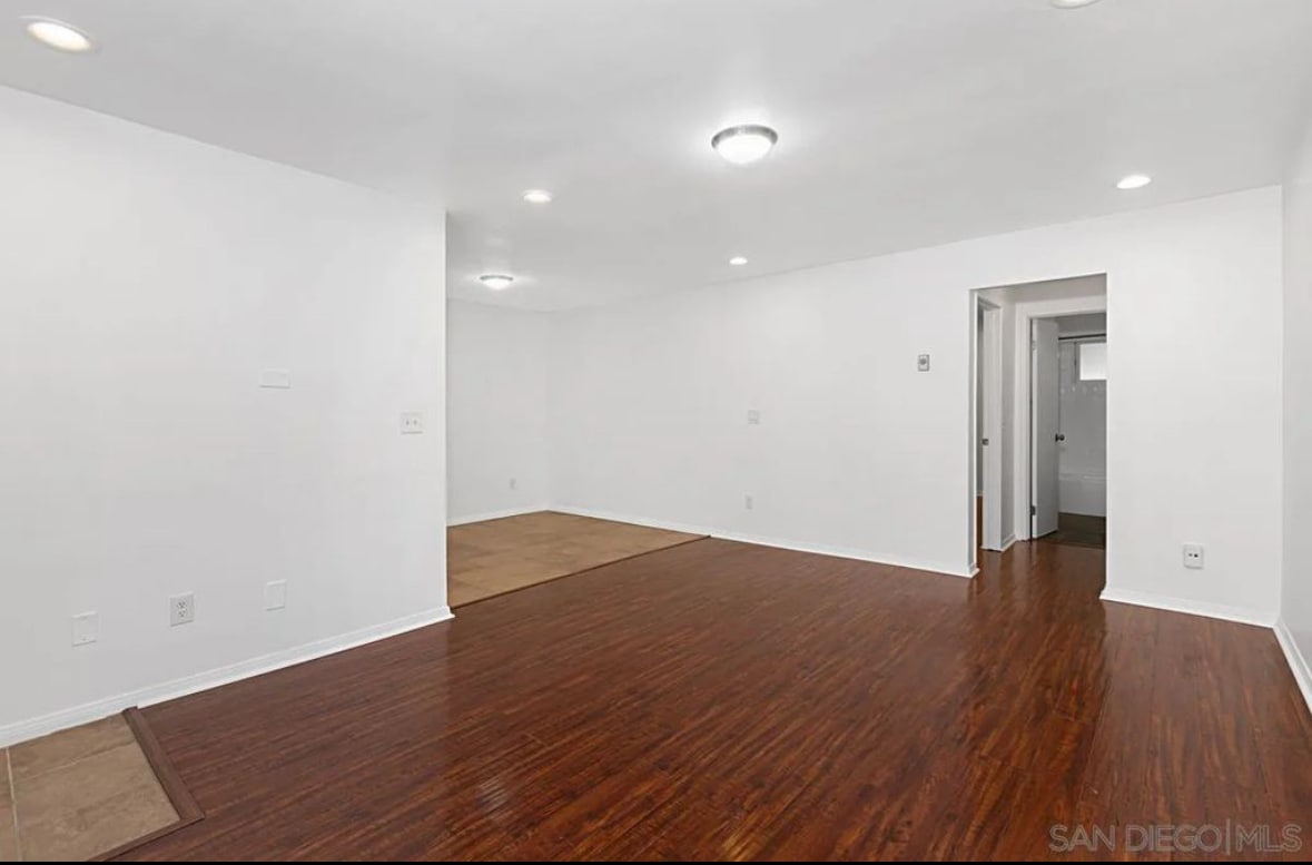 Building Photo - 4750 Noyes St