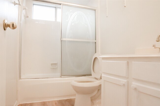 Building Photo - 16306 Cobble Springs Ct