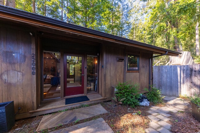 Building Photo - 22000 Timber Cove Rd