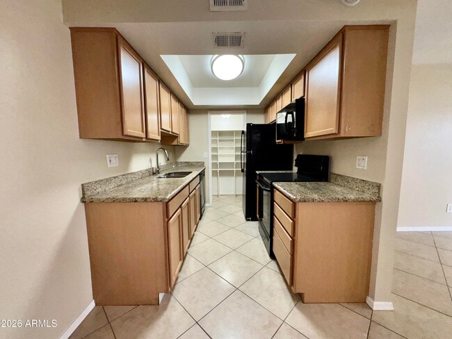 Building Photo - 16635 N Cave Creek Rd