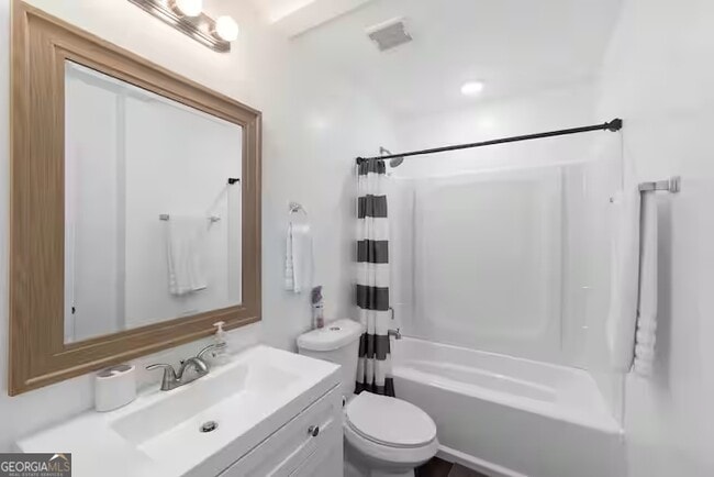 Building Photo - 2533 Godfrey Dr NW