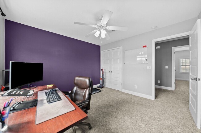 Building Photo - 1116 Eagle's View Dr