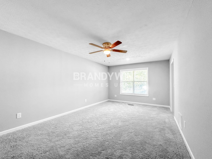 Building Photo - 3161 Summer Wood Cir