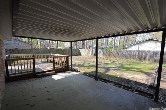 Building Photo - 9412 Warren Dr