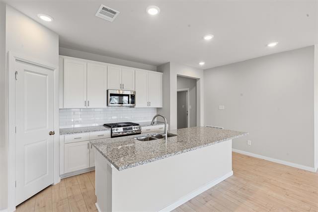 Building Photo - 1312 Water Canna Dr