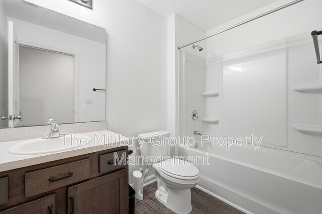 Building Photo - 15729 Equine Gait Dr