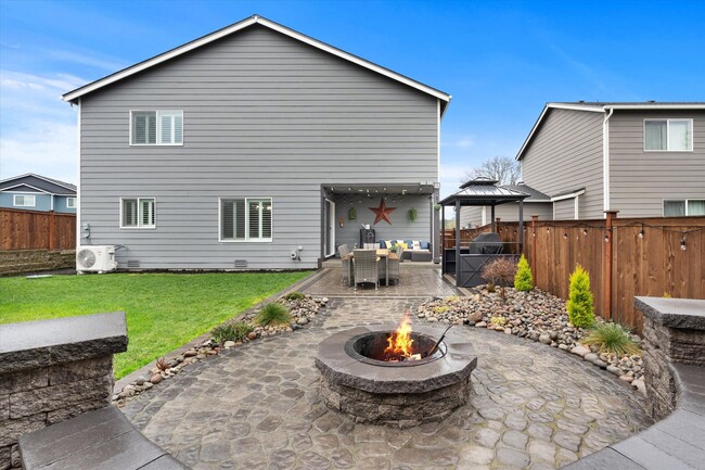 Building Photo - Luxury 4BR Home in North Lacey with A/C, D...