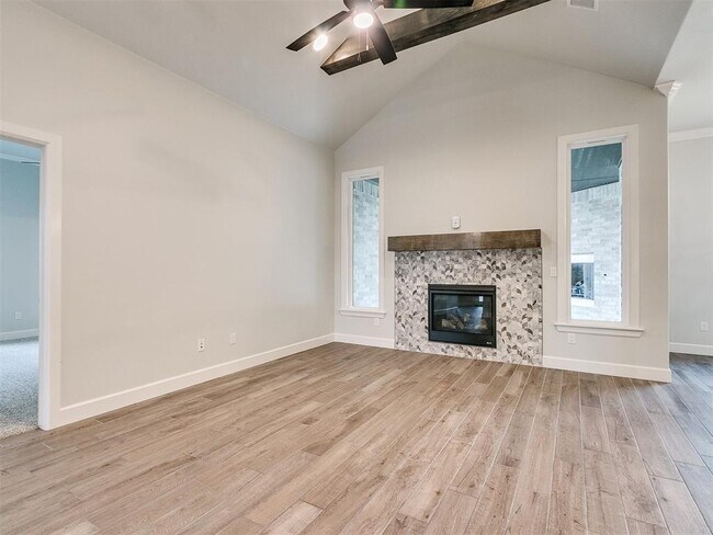 Building Photo - 2917 SW 132nd St