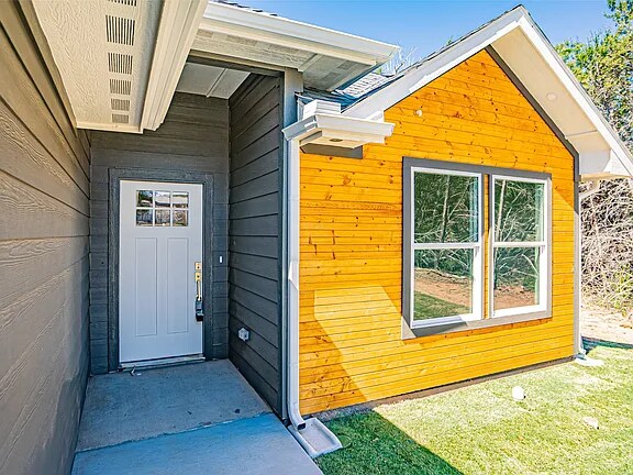 Building Photo - 924 Bosque River Dr