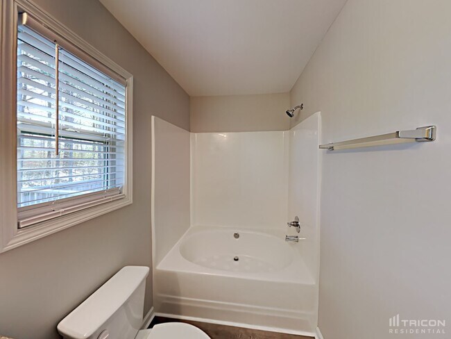Building Photo - 74 Walnut Creek Ct