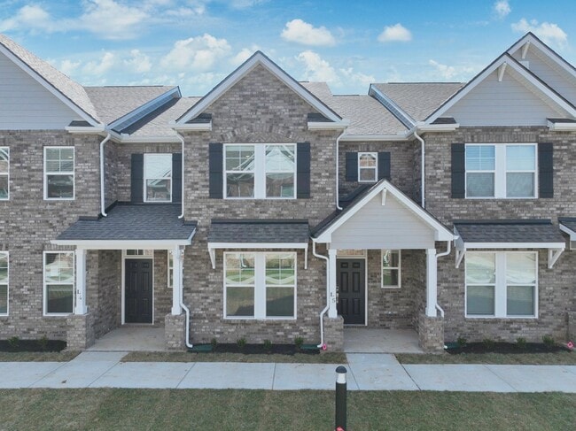 Building Photo - FREE TV!!