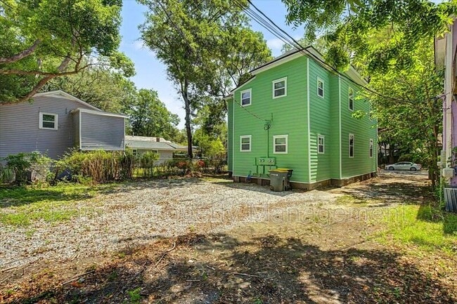 Building Photo - 638 E 37th St