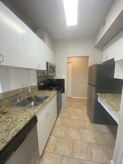 Building Photo - 8642 Fredericksburg Rd