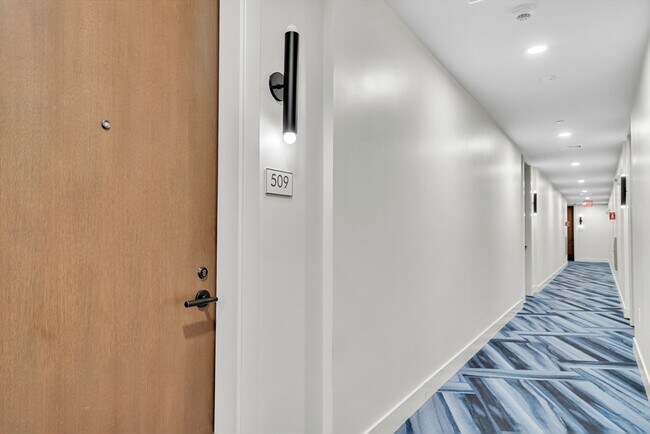 Building Photo - 566 Columbus Ave