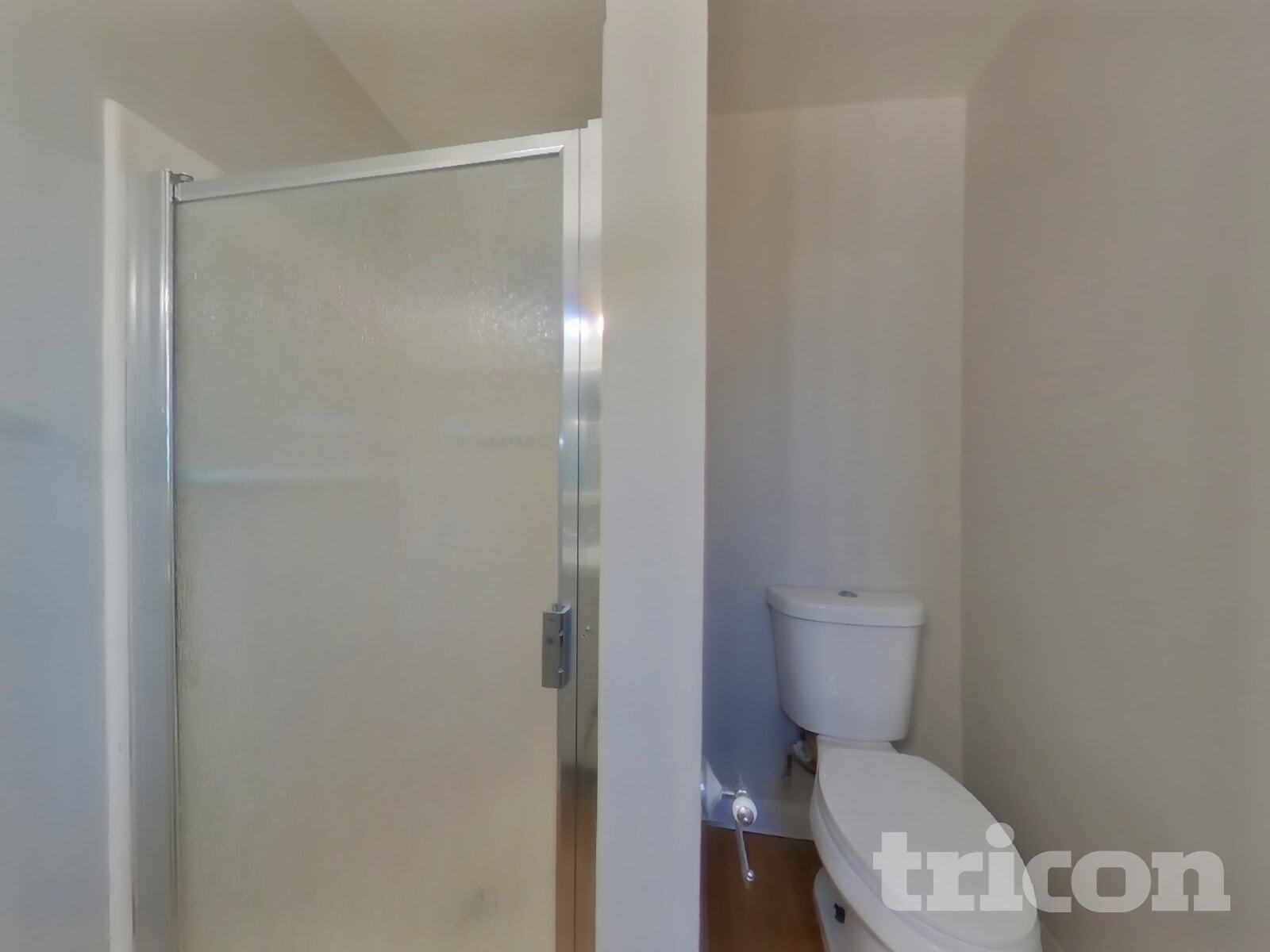 Building Photo - 1213 Essex Dr