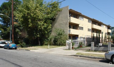 Building Photo - Parke Pasadena
