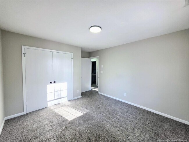 Building Photo - 7525 Kisco Dr