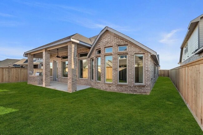 Building Photo - 21934 Frosted Elfin Dr