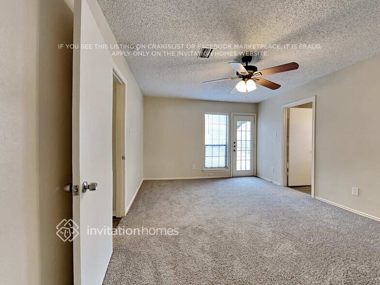 Building Photo - 2404 Beaver Run