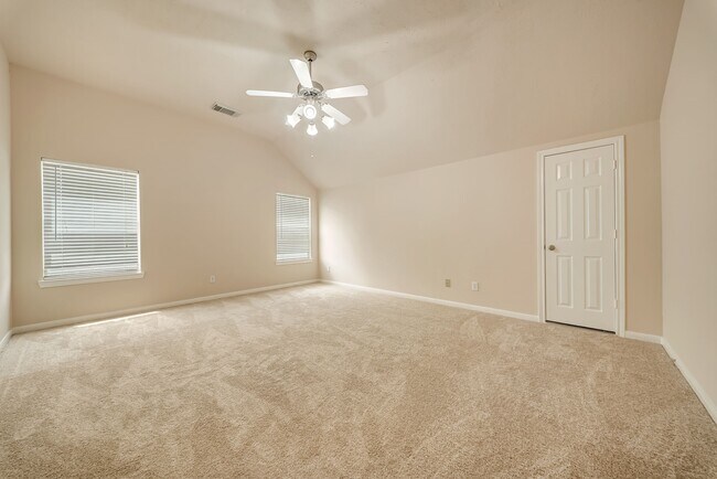 Building Photo - 18106 Linden Forest Ln