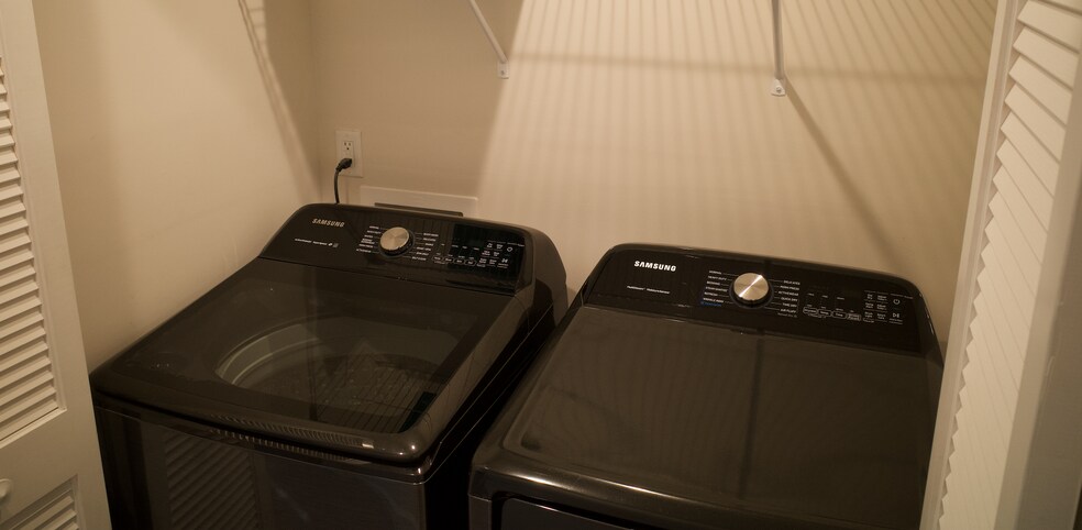 Building Photo - 107 Brier Summit Pl