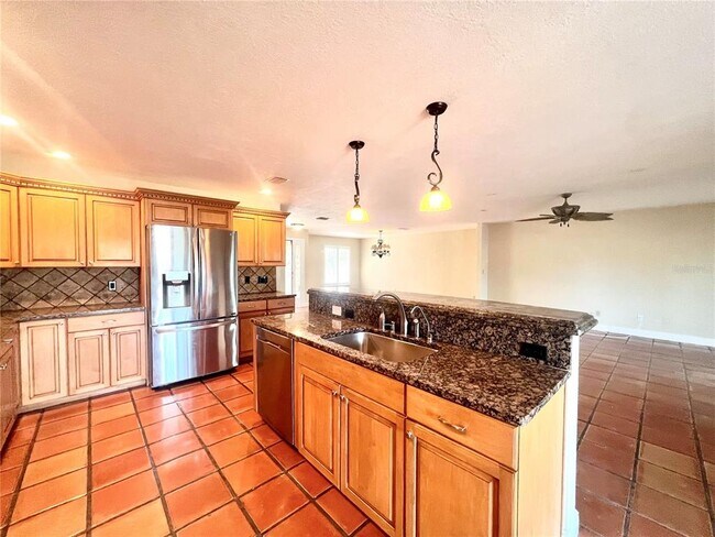 Building Photo - 4388 13th Way NE