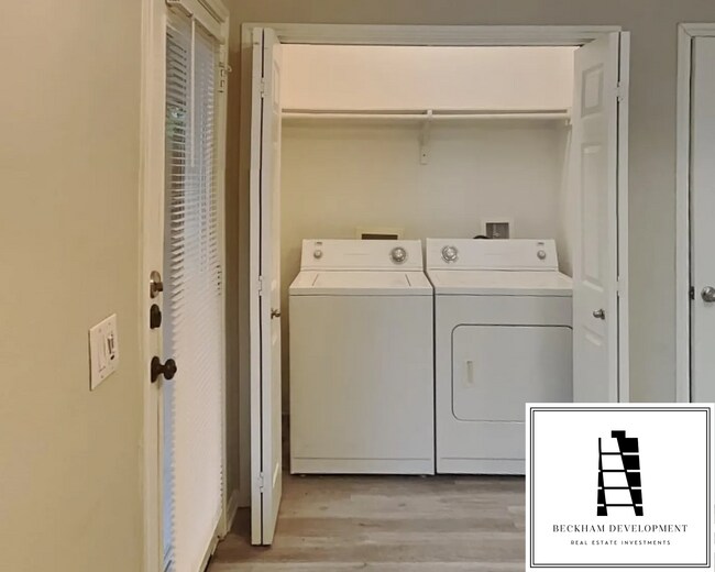 Laundry Room - 2418 Allred Dr