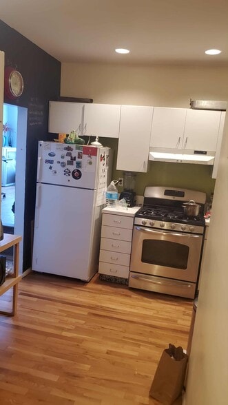 Kitchen - 337 Washington St