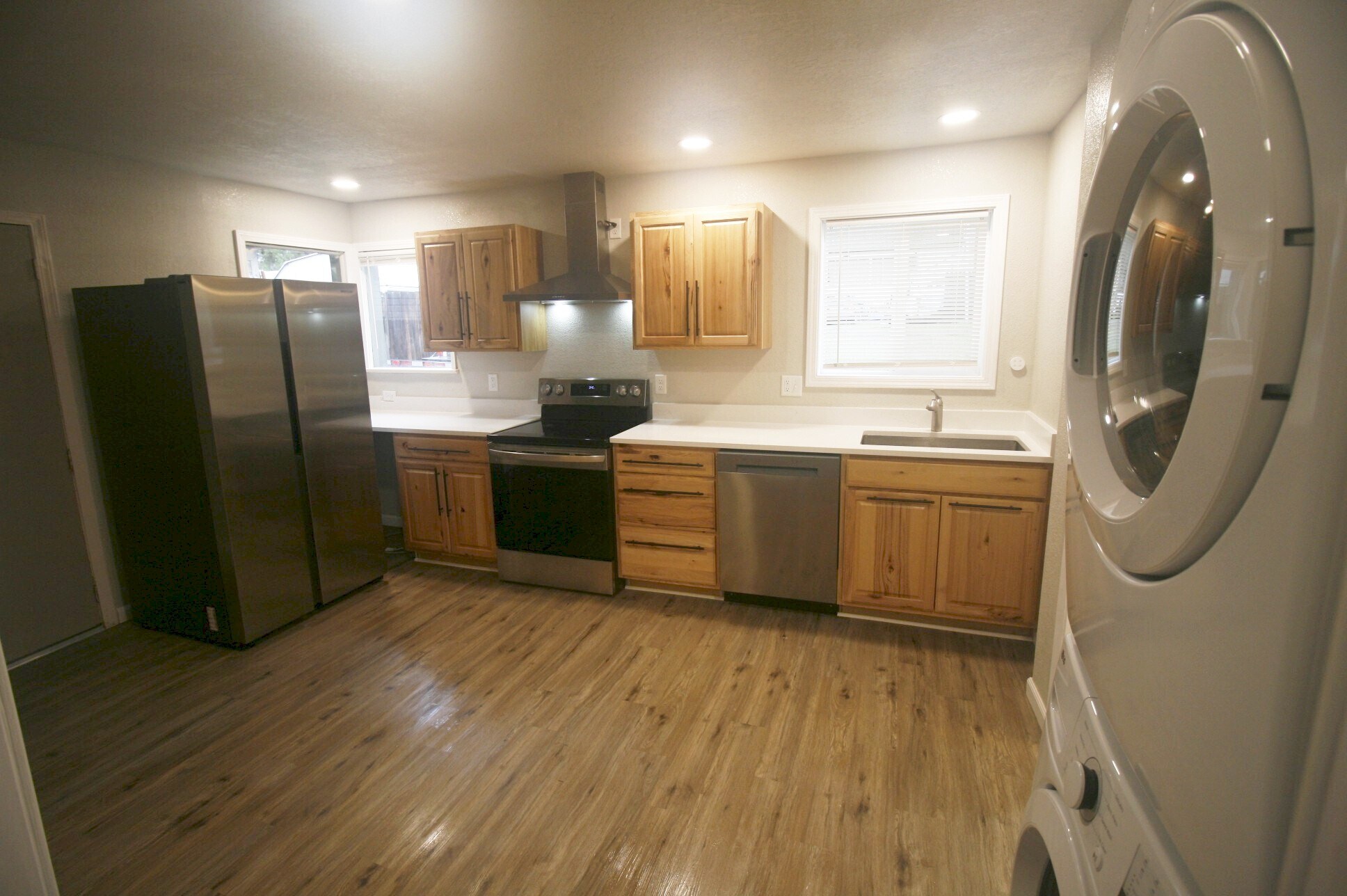 Building Photo - 1515 SE Mill St