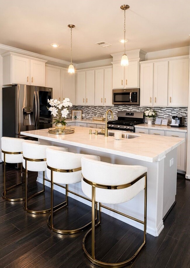 Building Photo - 12310 Upper Mar Dr