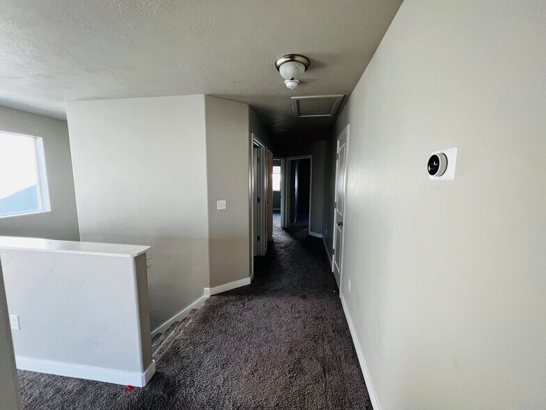 Building Photo - 15194 S Tack Way