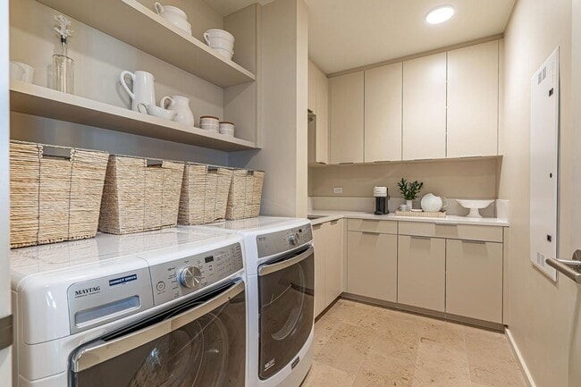 Building Photo - Park Lane 2803