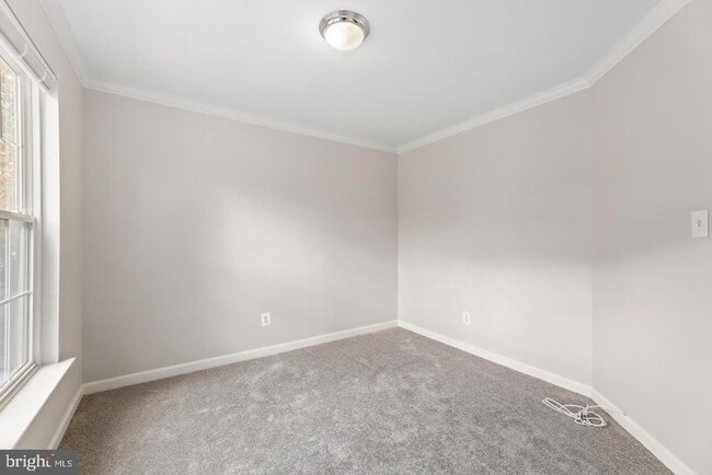 Building Photo - 13700 Barksdale Dr