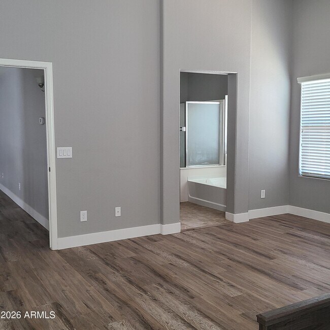 Building Photo - 9575 W Quail Ave