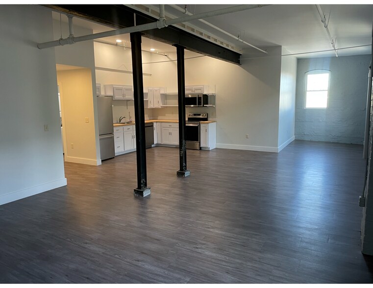 Building Photo - 259 Jb Wise Pl