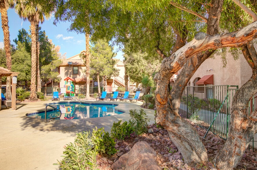 Villa Del Rio 3800 S Nellis Blvd Las Vegas NV 89121 Apartment Finder