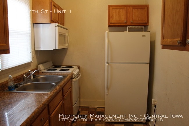 Building Photo - 1 BR 1 BA Unit