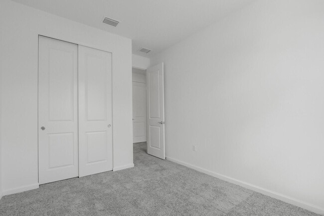 Building Photo - 2880 SE Federal Hwy