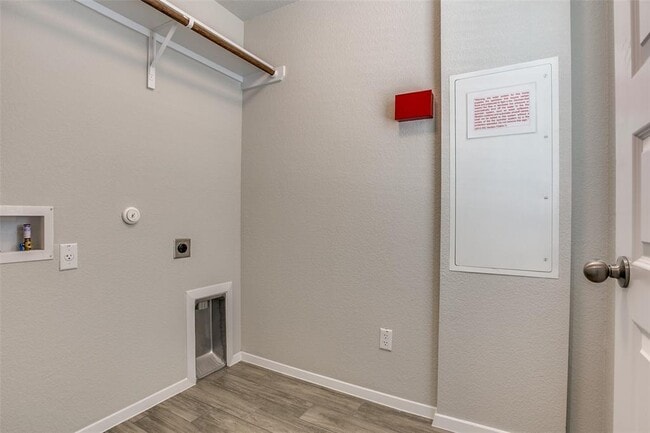 Building Photo - 2800 Joe Dimaggio Blvd